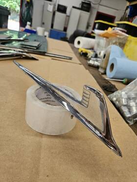 3750254 Chevrolet 1958 Impala 2 Door Right Or Left Upper Front Fender Ornament Original Gm