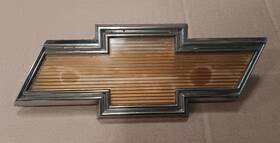 52571-2-347648 Chevrolet 76 77 78 79 80 Chevy Truck Yellow Gold Grill Emblem Bowtie Chrome Ornament Metal