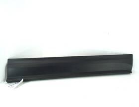 84163362 Chevrolet 2018-2024 Equinox Front Lower Door Moulding Passenger Right Rh Oem