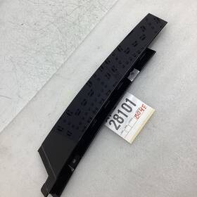 84258758 Chevrolet 16-23 Malibu Front Right Side Exterior Door Pillar Molding Cover Oem