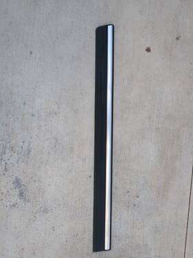 Gm1504114 Chevrolet 88937515 88937 99-02 Silverado Driver Door Side Molding Black Oem Extended