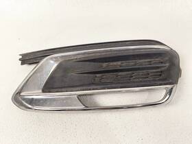 94516104 Chevrolet 15-16 Cruze Front Right Rh Pass Side Fog Light Cover Panel Bezel Oem