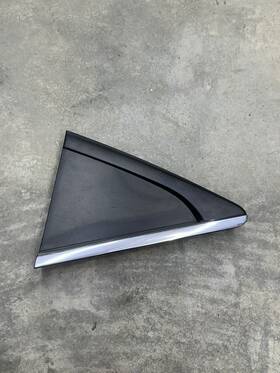 95991482 Chevrolet 11-16 Oem Chevy Cruze Rear Left Driver Side Corner Cover Trim Panel Molding Unit