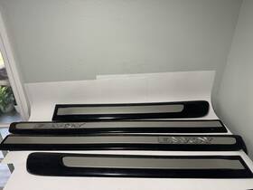 Gmt15053148 Chevrolet 2002-2009 Gmc Envoy Door Trim Molding Set Oem Black Driver Passenger