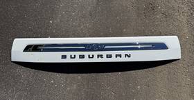 P85159218 Chevrolet 2021 2022 2023 Suburban Rear Trunk Lid Tailgate Molding Trim Oem
