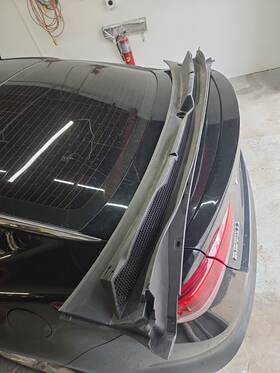 84962426 Chevrolet Truck 2022-2025 Silverado Windshield Wiper Cowl Vent Trim Panel 22-25