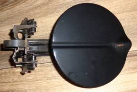 04724669acc Chrysler Black 01 02 03 04 05 06 07 08 09 10 Pt Cruiser Gas Filler Door Oem