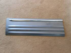 0tc21trmaa Chrysler 01 02 03 04 Town And Country Left Front Door Cladding Lower Molding 2001 2002 2004