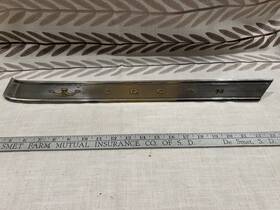 2480076 Chrysler 1965 Imperial Crown Rear Sail Panel Trim