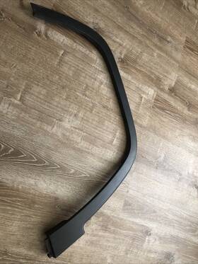 Ch1290111 Chrysler 14-28 Jeep Cherokee Front Left Driver Wheel Arch Fender Flare Molding Oem