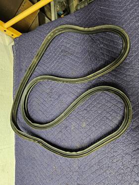 G5zz-6343720 Daniel Carpenter Reproductions 2005-2014 Ford Mustang Rear Deck Trunk Lid Rubber Weatherstrip Seal
