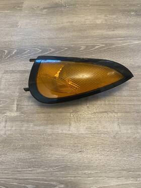 041-4311r Dodge 1993-1996 Stealth Front Right Side Marker Light Turn Signal Passenger Oem 041-4311r Dodge 1993-1996 Stealth Front Right Side Marker Light Turn Signal Passenger Oem