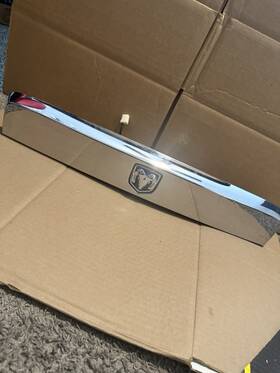 55113161a Dodge 2007-2011 Nitro Rear Lift Gate Tailgate Chrome Trim Molding Handle Oem