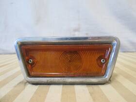 5957010 Dodge 65 66 67 68 69 Chevy Corvair Front Park Light Turn Signal Right Passenger Oem