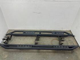 162.ch8m13 Dodge Truck 2013 Ram 1500 Tyger Running Boards Black Used