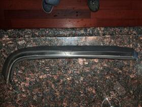 14885773 Evan-fischer Bumper Trim For 90-93 Volvo 240 86-89 244 Sedans With Stainless Steel Strip