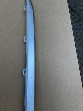 Evan Fischer 86352-at000 Bumper Face Bar Trim Molding Step Pad Front Upper 865b5at000 For Kia Niro 23-25