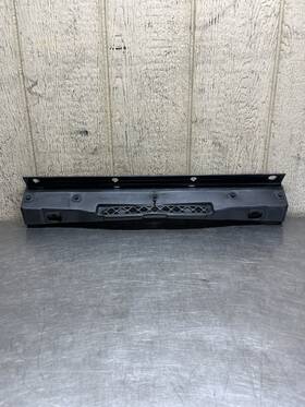 15812903 Factory/oem 2005-2013 C6 Z06 Corvette Upper Radiator Support Bracket Mount