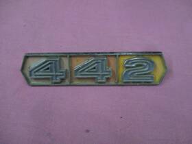 397387 Factory/oem 1967 67 Oldsmobile Olds 442 Fender Emblem Original Part #