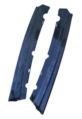 20736837 Fisher Body Oem Blackout G-body B-pillar Trim - Monte Carlo / Cutlass Regal No Damage
