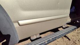 Ford 1l2z7825556fa 02-10 Explorer Passenger Right Rear Moulding From Door Back Trim B2 Harvest Gold