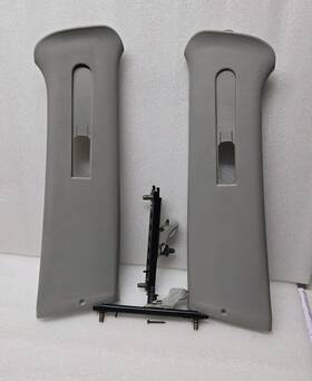 5w73-5424396 Ford 03-11 Flint Gray B Pilar Plastic Covers Crown Victoria Grand Marquis Marauder