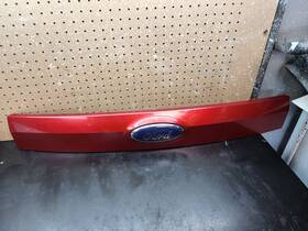 8t43-78425a22 Ford Oem 2007-2010 Edge 3.5 Trunk Lid Tail Lift Molding Panel Hatch Trim Release