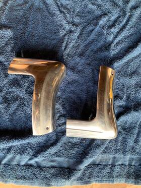 C3az-7603220 Ford C3az-7603220/21-a 1963-1964 And Mercury Convertible Windshield Corner Upper Trim Pair - Used
