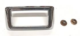C9sz-15a440a Ford 1969 Thunderbird Used Rear Marker Light Chrome Bezel