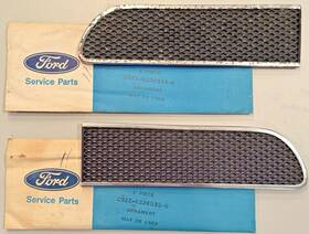 C9zz-6328032-b Ford Used Genuine Oem 1969-1970 Shelby Gt Sportsroof Quarter Ext Ornaments/lace