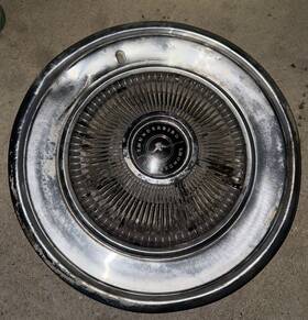 D3sa-1130-cb Ford 1973-1978 Thunderbird Hubcap Wheel Cover Oem Hub Cap Heavy