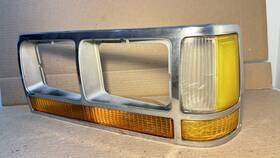 Ford E8ab-15a429-a 1988 - 1991 Crown Victoria Driver Headlight Bezel Turn Signal Marker Light