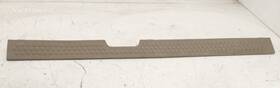 F81b-28132a12-aew Ford 2000 2001 F250-f550 Extended Cab Right Door Sill Panel Med. Parchment Used