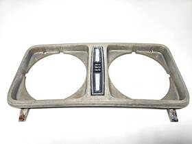 Fcm175100-rh Ford 1975-1978 Ltd Right Passenger Side Headlight Bezel Trim