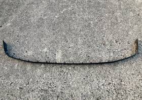 Fo1057220 Ford Front Bumper Molding Trim For 1992-1997 F-150 Bronco F-250 F-350 Used Oem