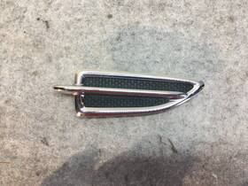 Gj5z-16228-aa Ford 2017 2018 Escape Right Fender Emblem Moulding Trim Oem