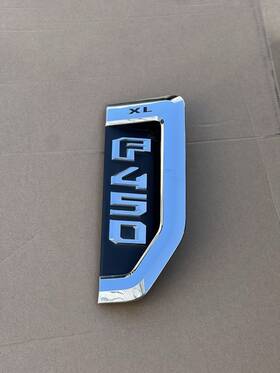 Hc3z-16720-af Ford Oem F450 Xl Fender Emblem Badge Right Hc3z-16720 F-450 2017-2022