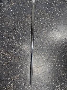 Jl1z-7825596-a Ford Genuine Right Rear Side Door Glass Belt Weatherstrip Molding