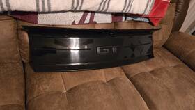 Jr3z-6342528-bj Ford 2015-2023 Mustang Gt Oem Rear Deck Lid Trunk Trim Panel Black Emblem
