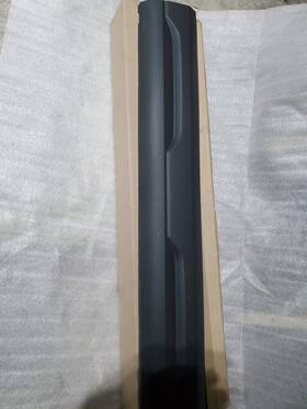 M1pb-s20306-ad Ford 2021-2023 Bronco Sport Front Right Lower Door Molding Oem