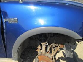 113.fd8k97 Ford Truck F150 1997 Fender Moulding 166872