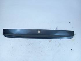 195.fd8e05 Ford Truck 2005 Expedition Tail Finish Panel