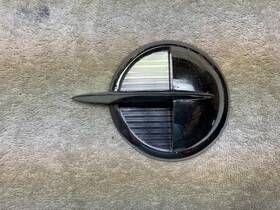 1343376 General Motors 1951 1952 Buick Roadmaster Front Fender Porthole Trim