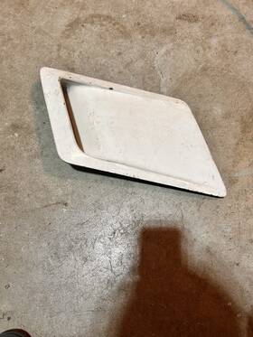 14011723 General Motors Camaro Z28 Fender Louver Left Side Vent 1980 1981 Oem Gm Air