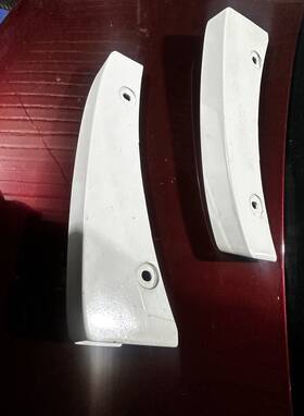 15081900 General Motors Gm White 926l Rear Rh Lh Quarter Moulding For 01-06 Yukon Denali