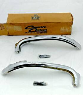 3716385 General Motors 1956 1957 1958 Chevrolet Corvette Windshield Posts Front Window C1 Tabs Repaired