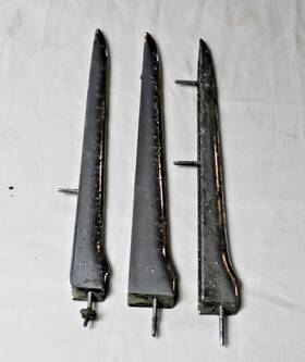 3744868 General Motors 1958 1959 1961 Chevrolet Corvette Side Cove Fender Trim Spears C1 Body Moldings