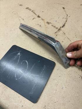 386214 General Motors 1965 65 Cutlass F85 442 Center Hood Molding Trim Emblem Mount Chrome Used Oem Oe