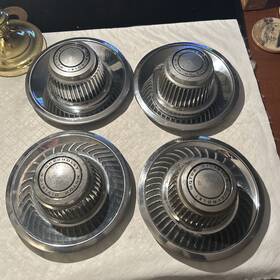 3925805 General Motors 1968-1972 Camaro Corvette Chevelle Nova Rally Wheel Center Caps Set 4 Original