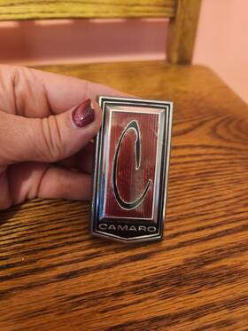 3994710 General Motors Original Camaro Metal Emblem